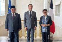 Menteri Pertahanan Prabowo Subianto mengunjungi Istana Élysée dan diterima langsung oleh Presiden Emmanuel Macron. (Dok. Tim Media Prabowo) 
