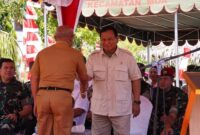 Menteri Pertahanan Prabowo Subianto di acara peresmian 16 titik air di Dusun Upunyor, Kabupaten Maluku Barat Daya (MBD). (Dok. Tim Media Prabowo Subianto)