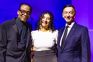 Malou Oheix dari Prancis Raih Juara Satu pada Kompetisi Vokal Jazz Internasional Herbie Hancock Institute 2026 di Fondation Louis Vuitton